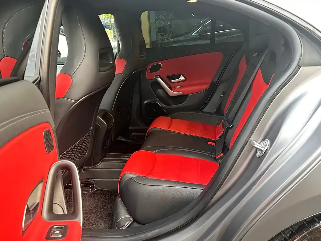Mercedes-Benz CLA AMG — фото 2