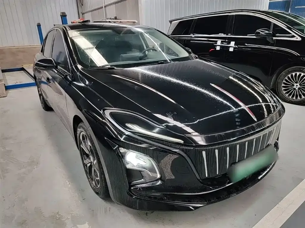 Hongqi E-QM5 — фото 5