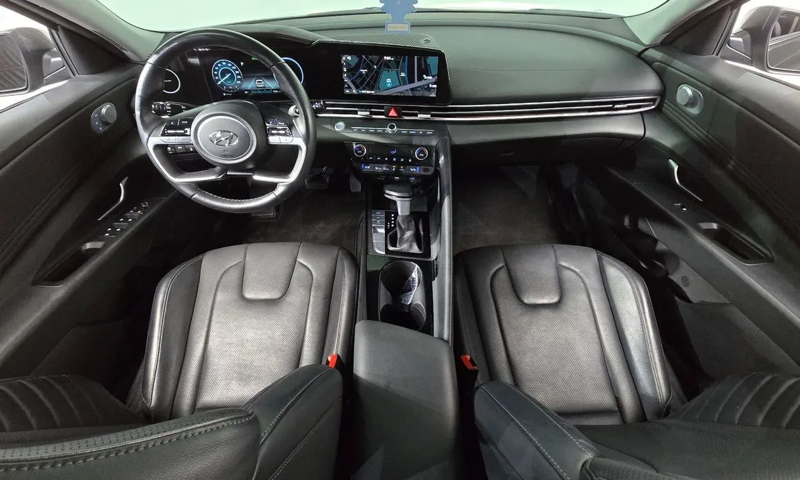 Hyundai AVANTE — фото 2