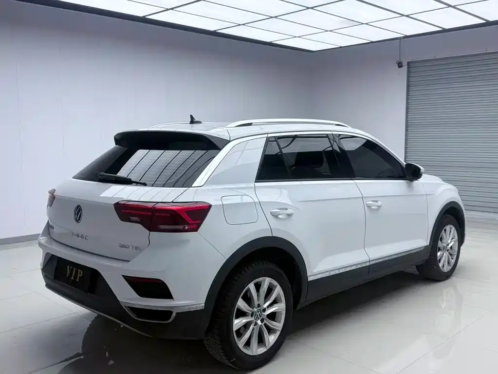 Volkswagen T-Roc — фото 3