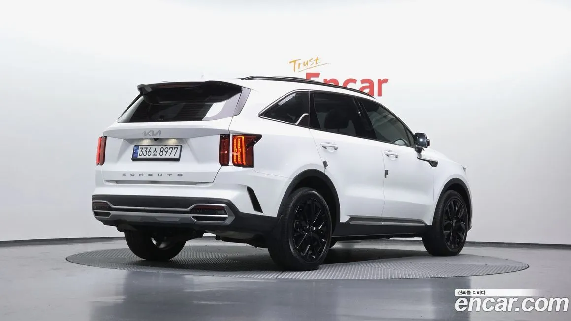 Kia Sorento — фото 8