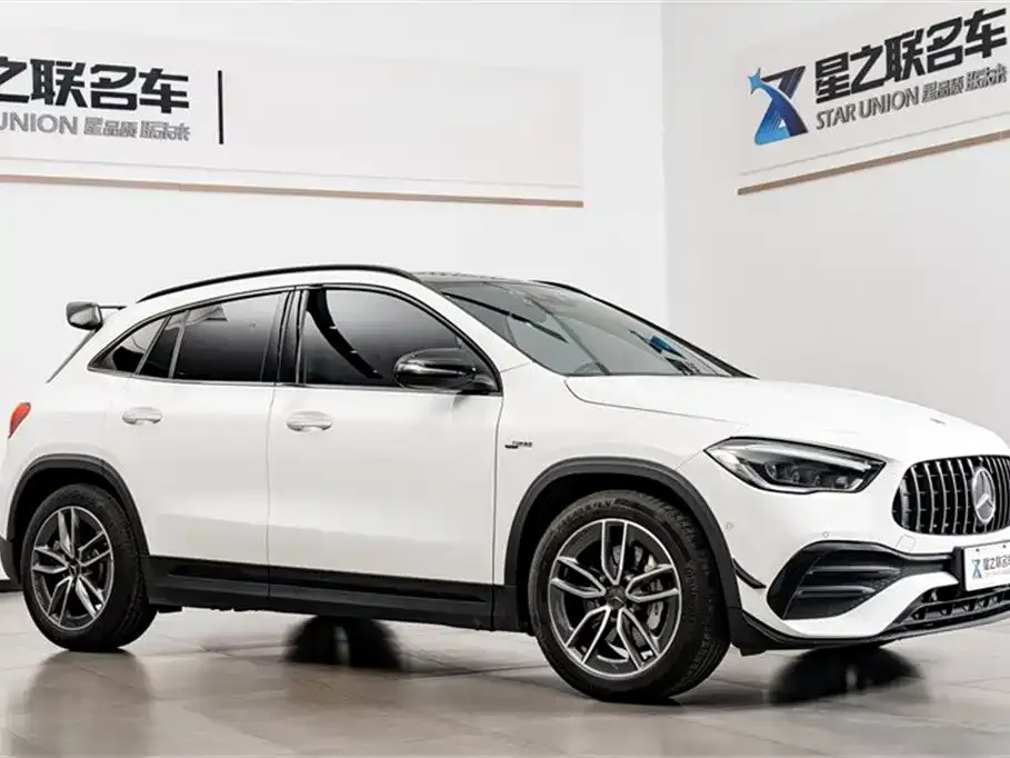 Mercedes-Benz GLA AMG — фото 9