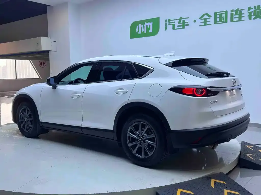 Mazda CX-4 — фото 3