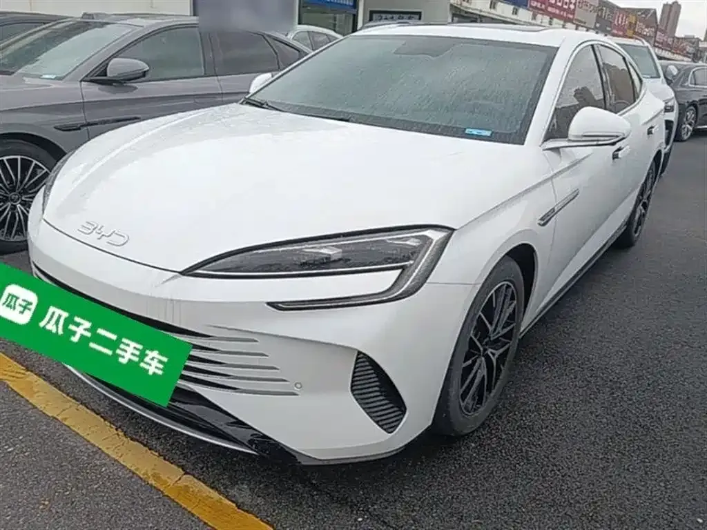 BYD Seal — фото 1