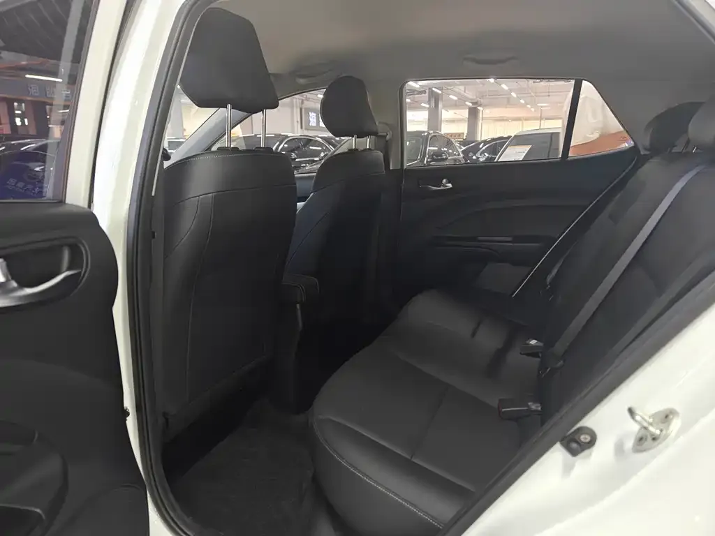 Kia KX1 — фото 3