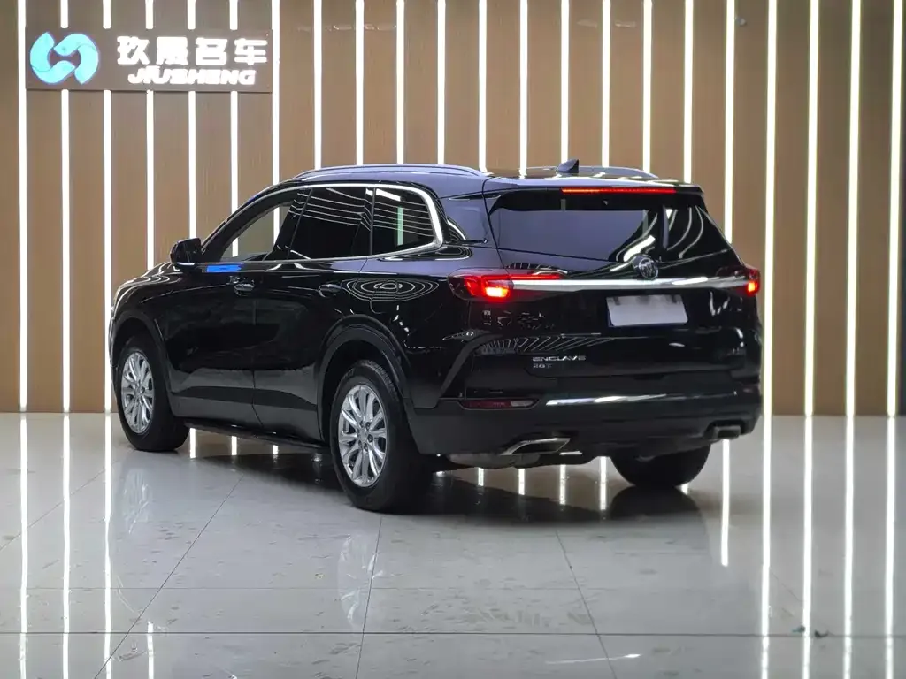 Buick Enclave — фото 5