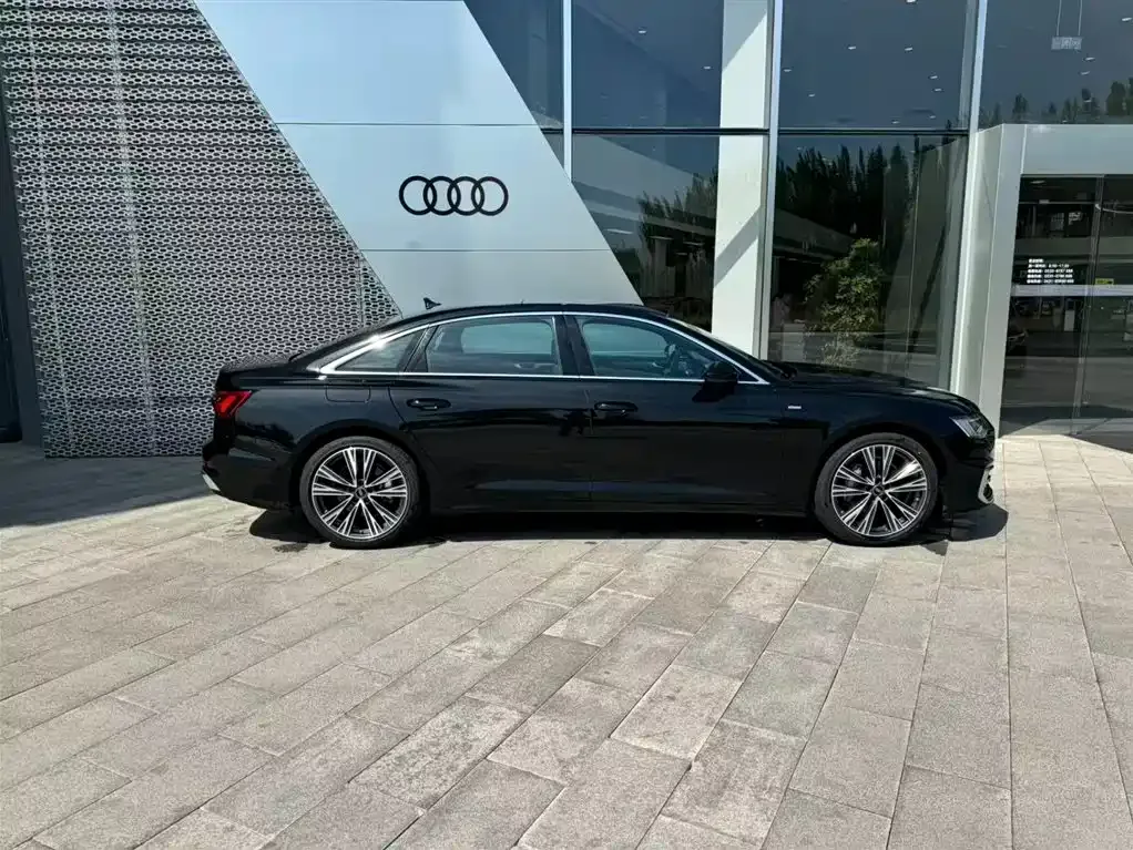 Audi A6L — фото 3