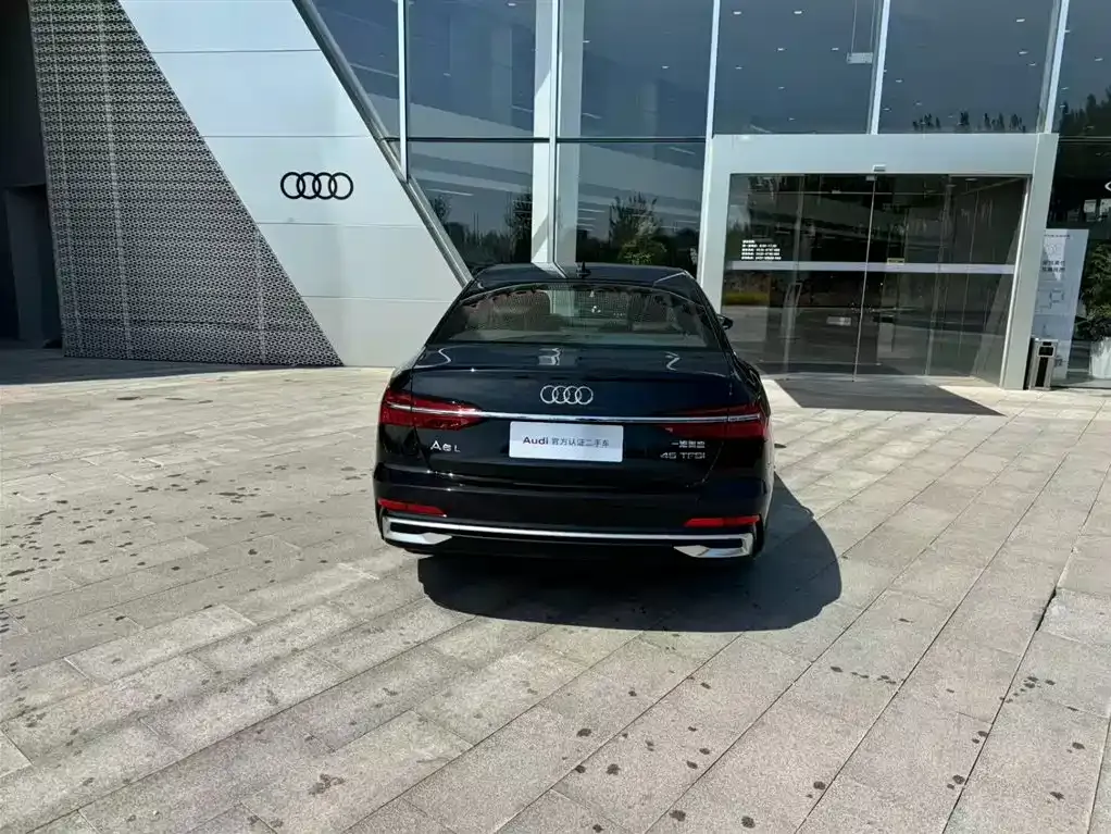 Audi A6L — фото 6