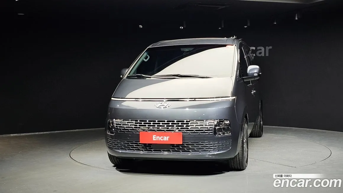 Hyundai Staria — фото 2
