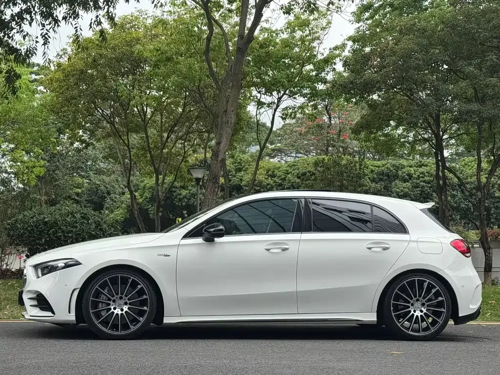 Mercedes-Benz A-Class AMG — фото 9