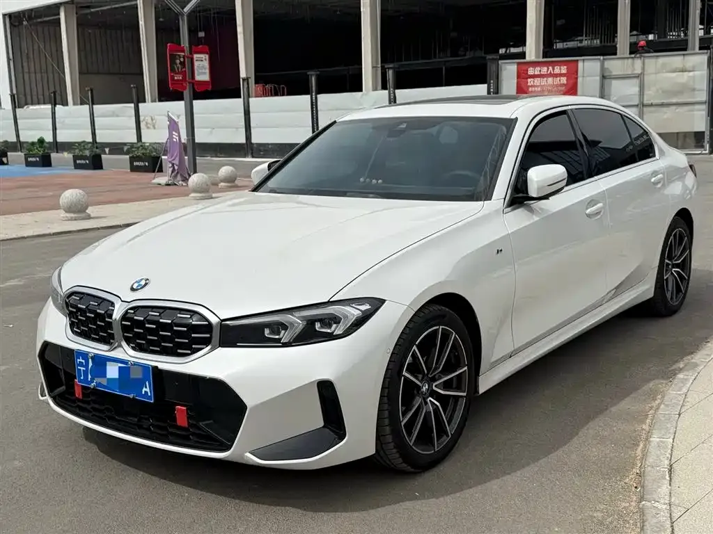 BMW 3 Series — фото 1
