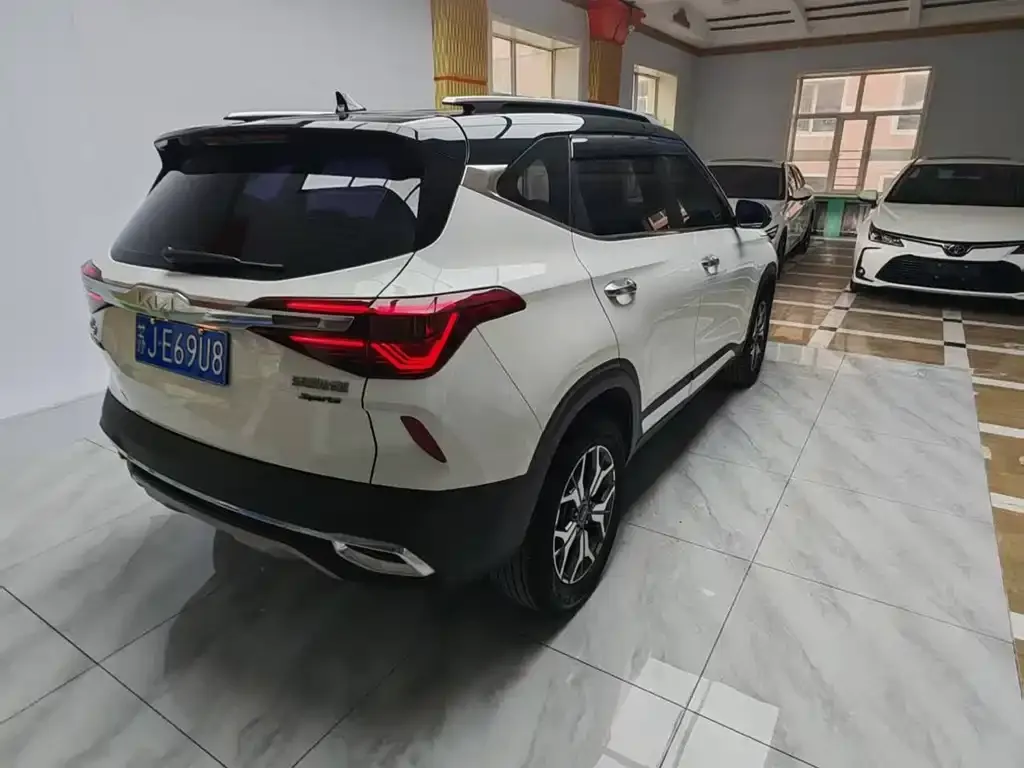 Kia KX3 — фото 2