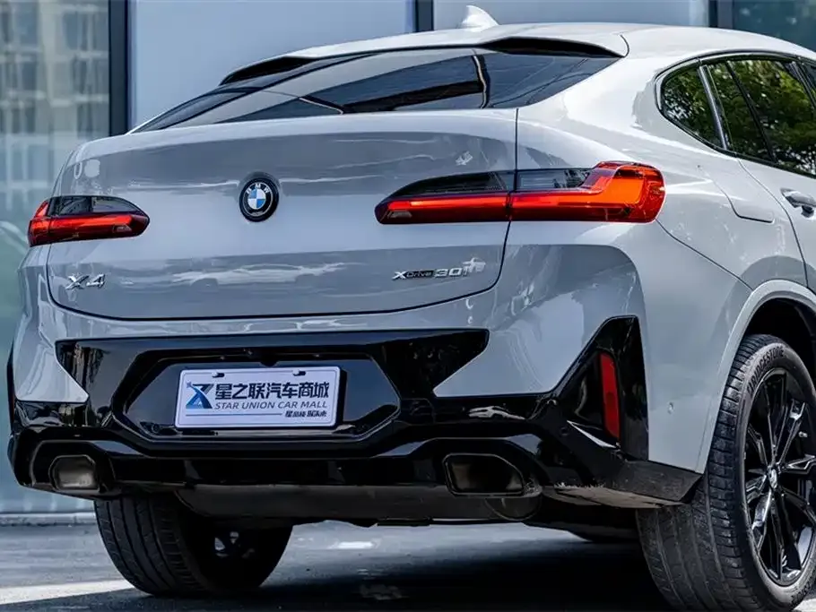 BMW X4 — фото 10