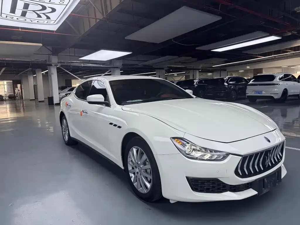 Maserati Ghibli — фото 5
