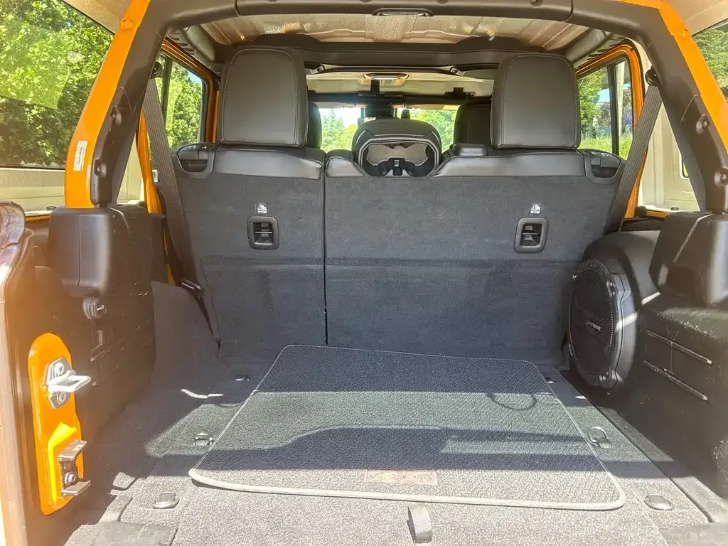 Jeep Wrangler — фото 4