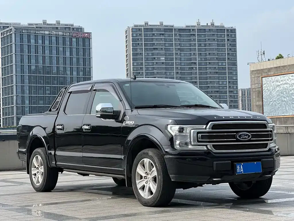 Ford F-150 Raptor — фото 5