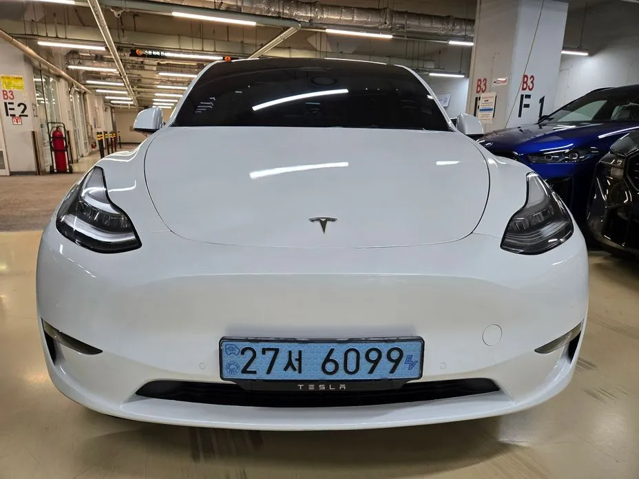 Tesla Model Y — фото 9