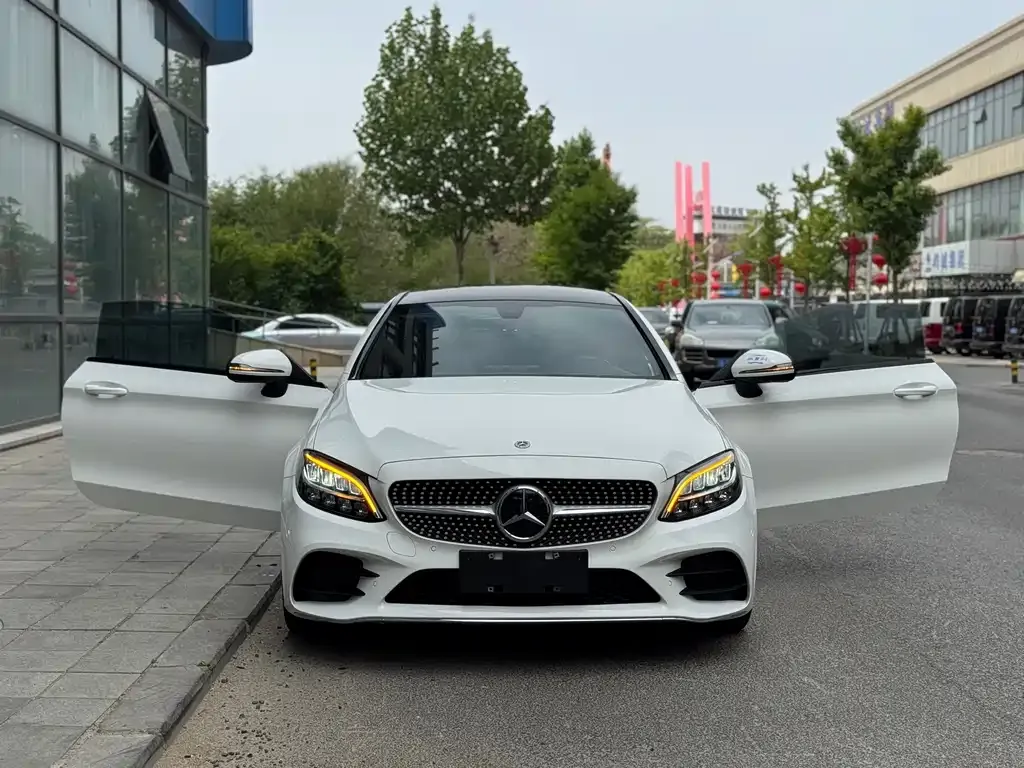 Mercedes-Benz C-Class (Import) — фото 6