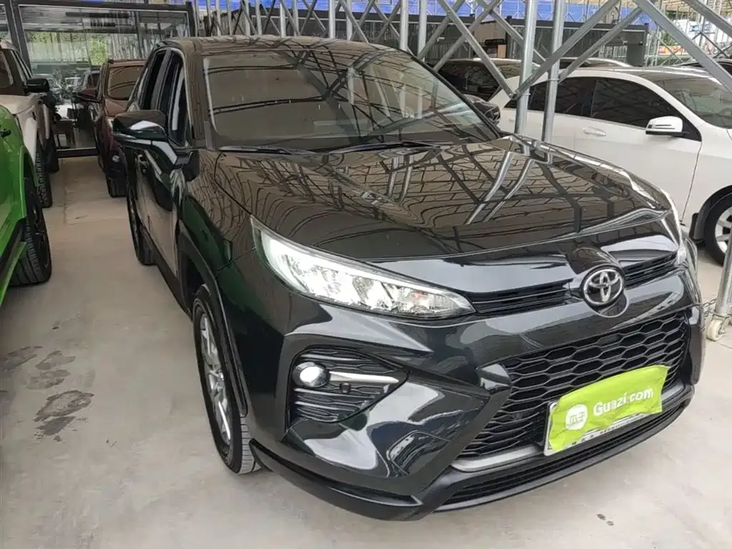 Toyota Wildlander — фото 10