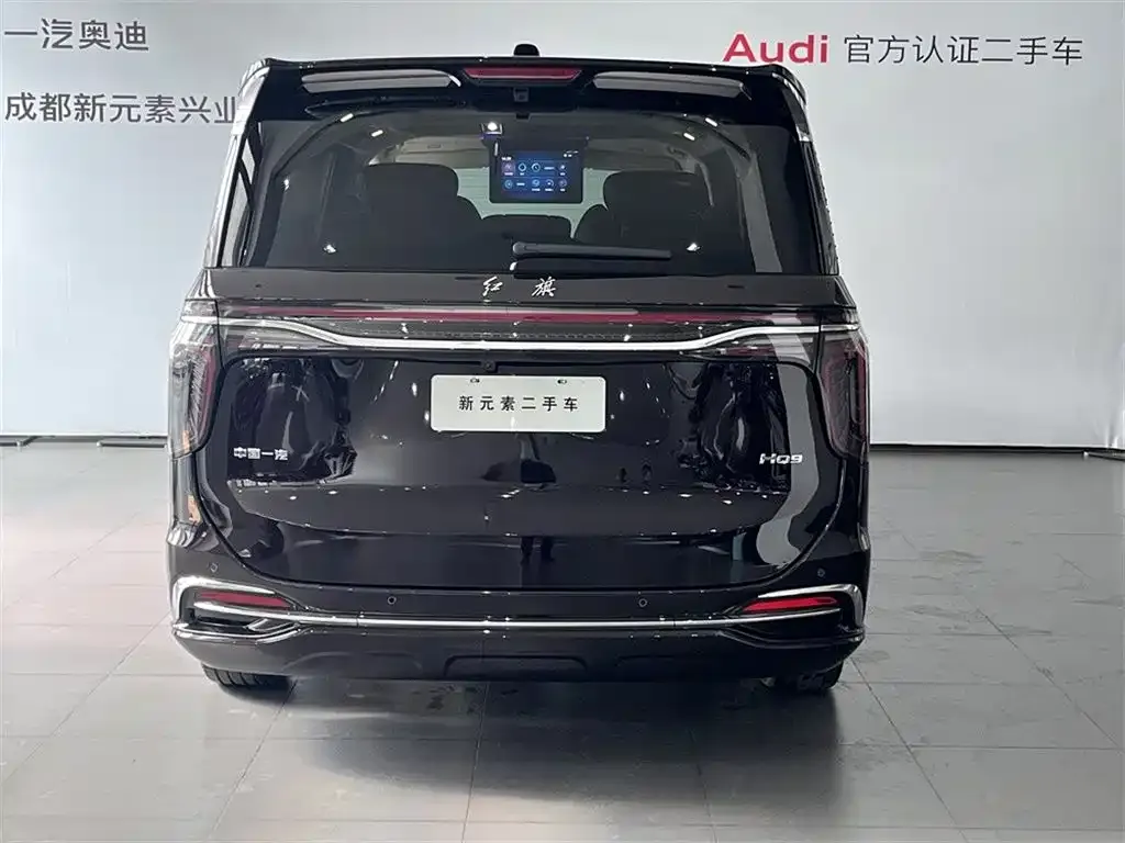 Hongqi HQ9 — фото 10