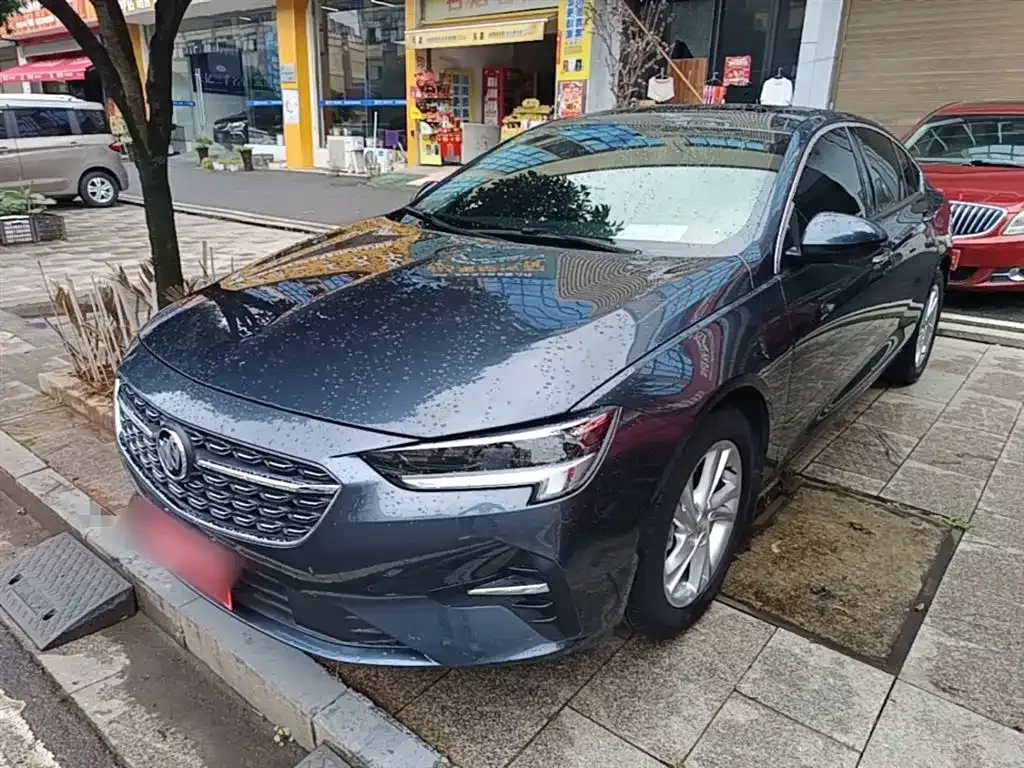 Buick Regal — фото 1