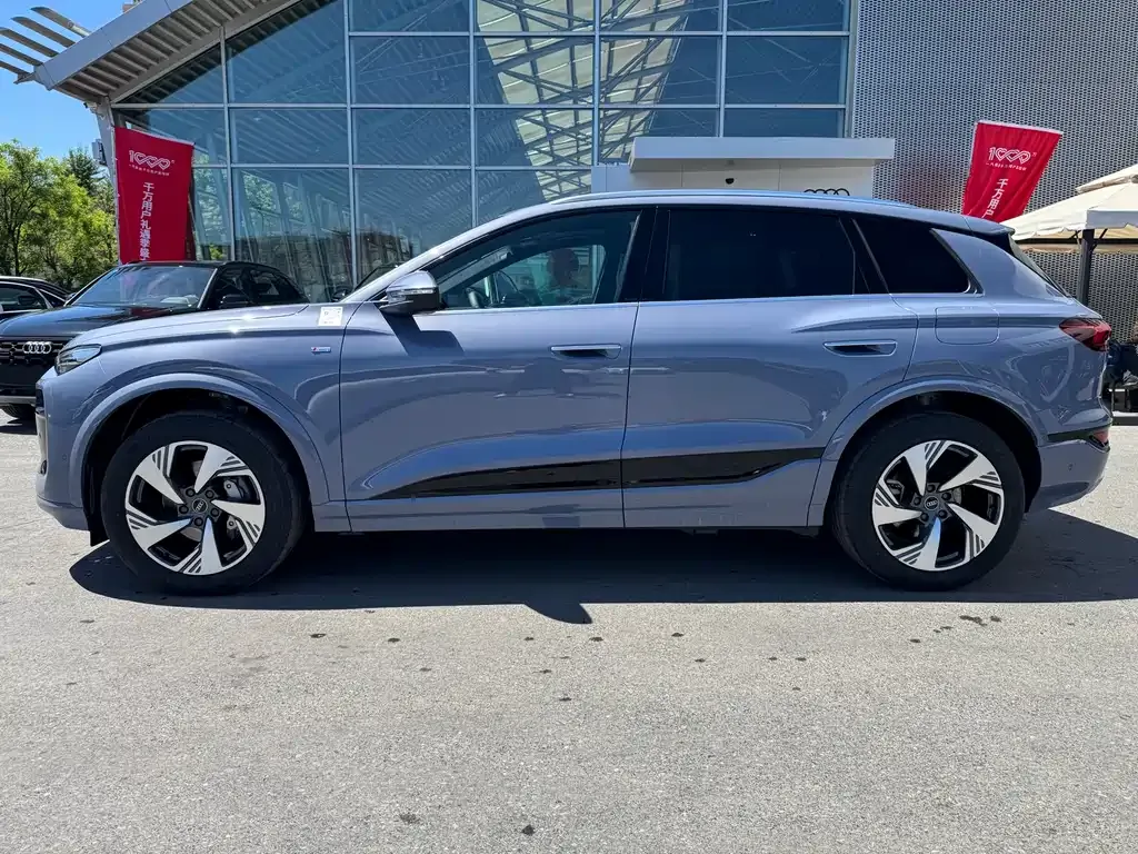Audi Q6L e-tron — фото 7