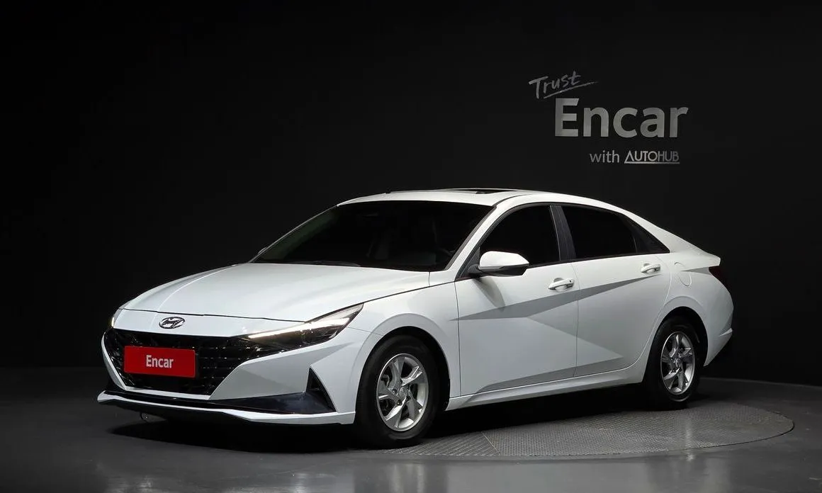 Hyundai AVANTE — фото 1