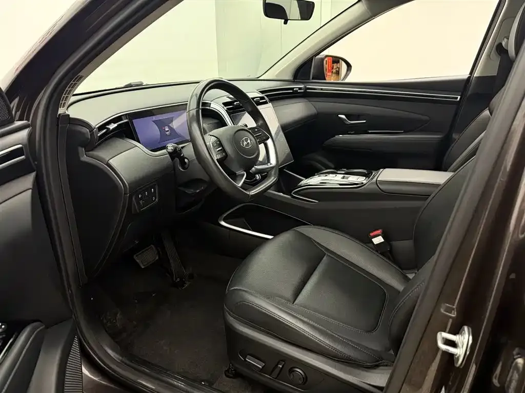 Hyundai Tucson — фото 4