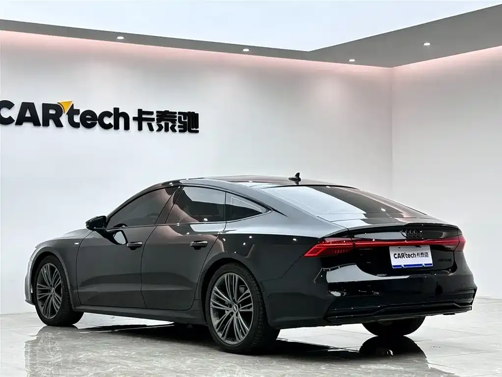 Audi A7 — фото 6