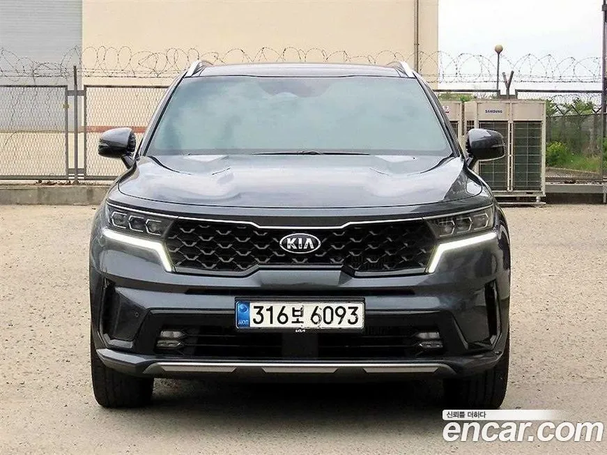Kia Sorento — фото 1