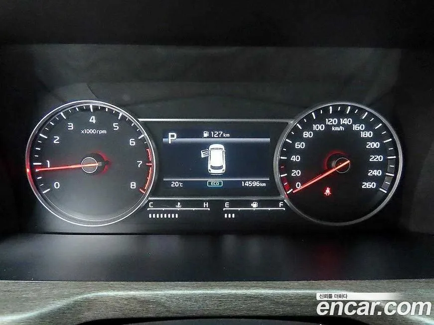 Kia Sorento — фото 3