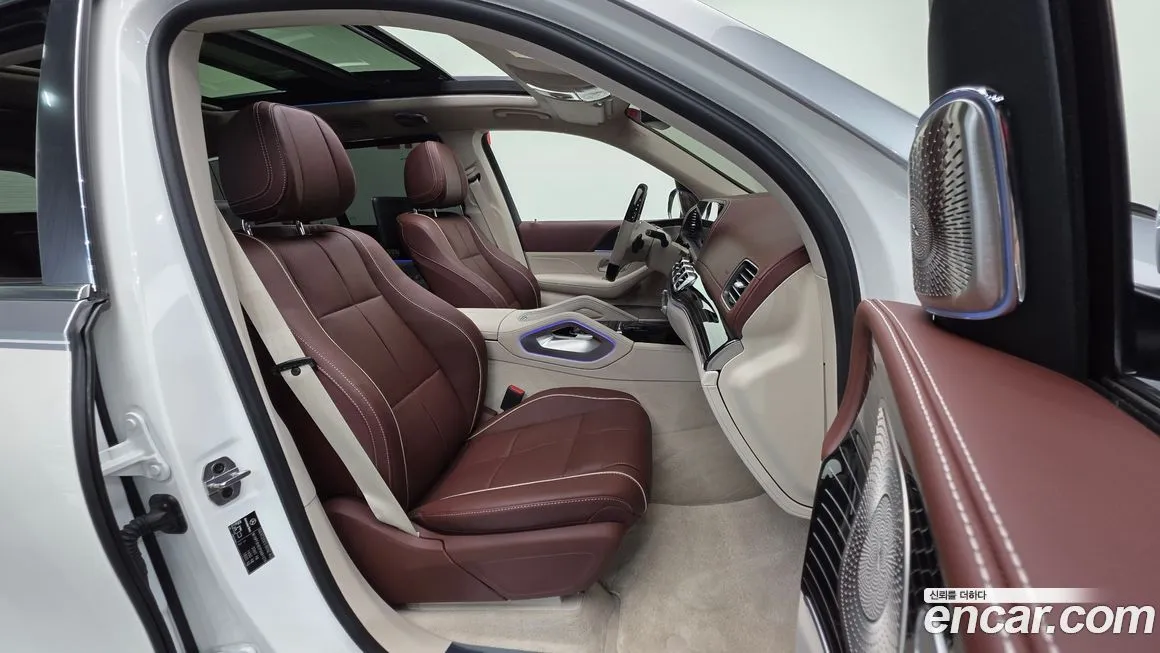 Mercedes-Benz GLS-Class — фото 6