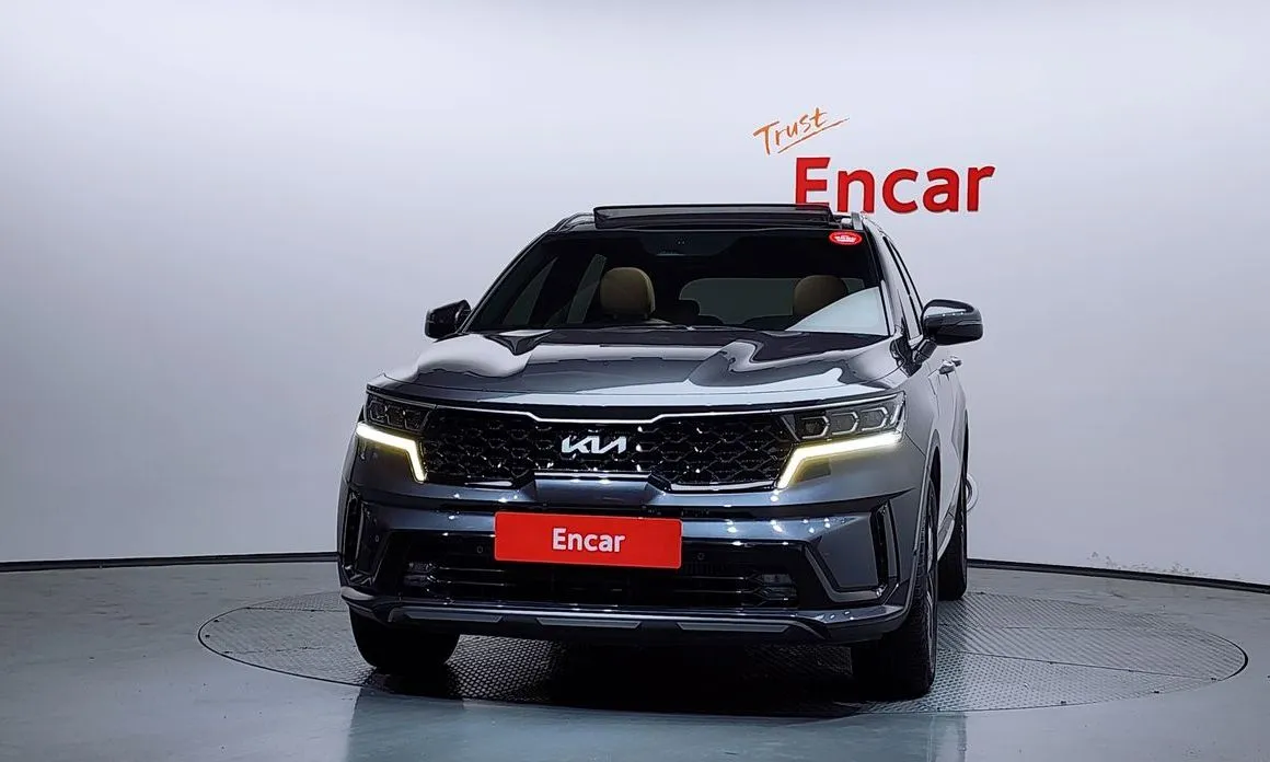 Kia Sorento — фото 7