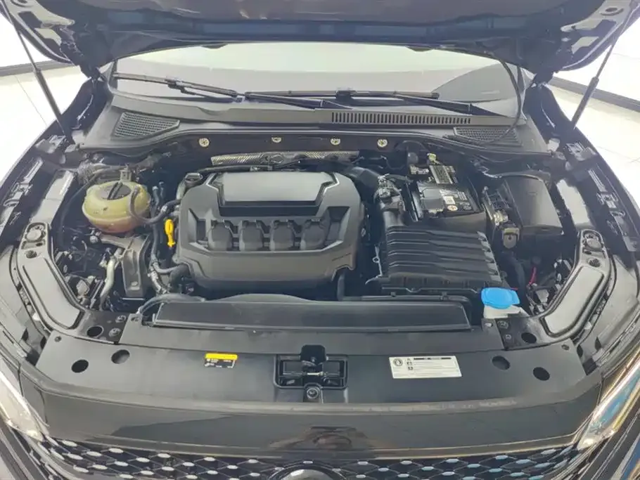 Volkswagen Passat — фото 10