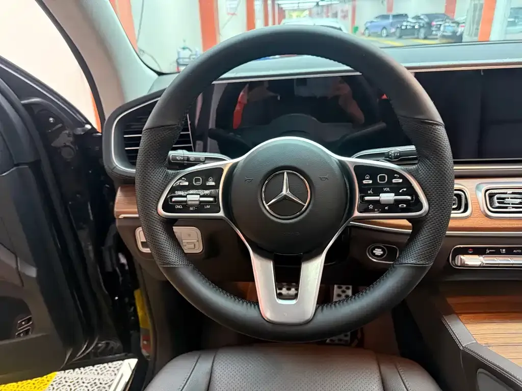 Mercedes-Benz GLE New Energy — фото 4