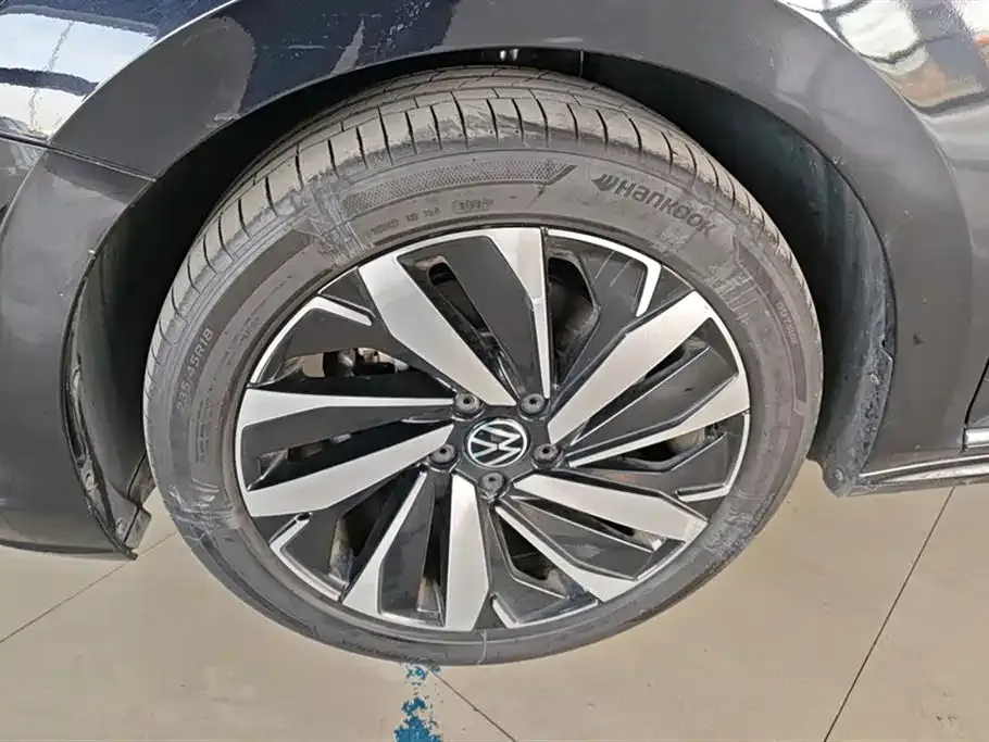 Volkswagen Passat — фото 9