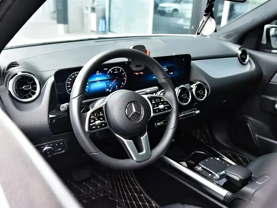Mercedes-Benz GLA — фото 4