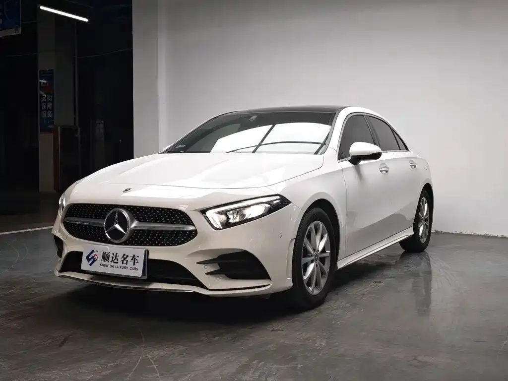 Mercedes-Benz A-Class — фото 1