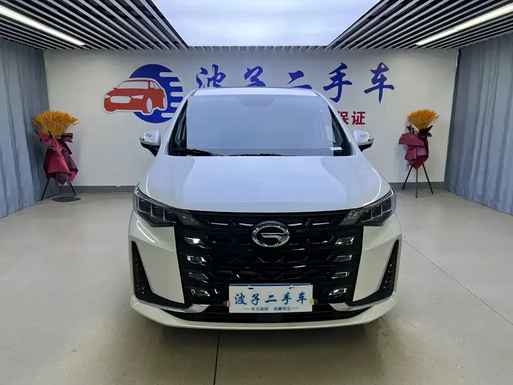 GAC Motor Trumpchi M6 — фото 2
