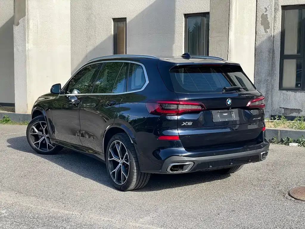 BMW X5 (Import) — фото 3