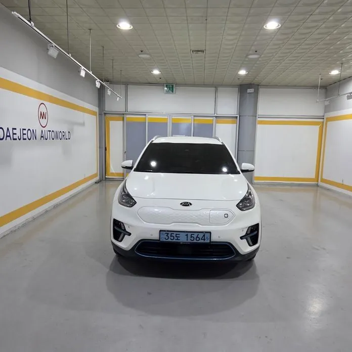 Kia Niro — фото 1