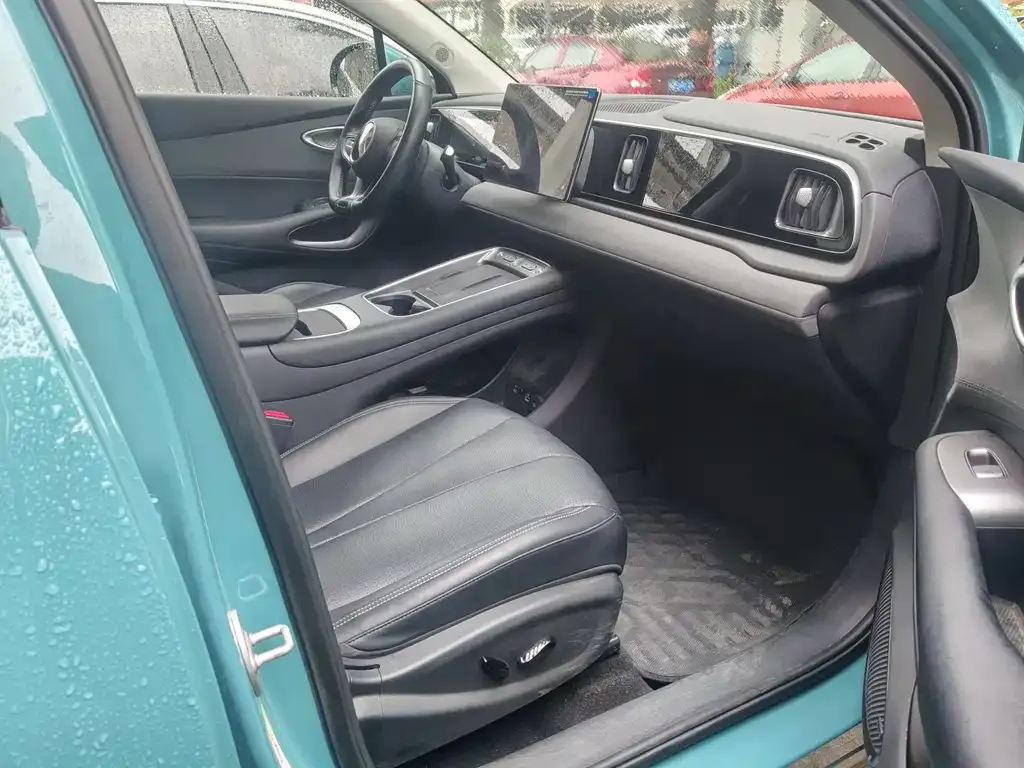 BYD Hiace 05 EV — фото 10
