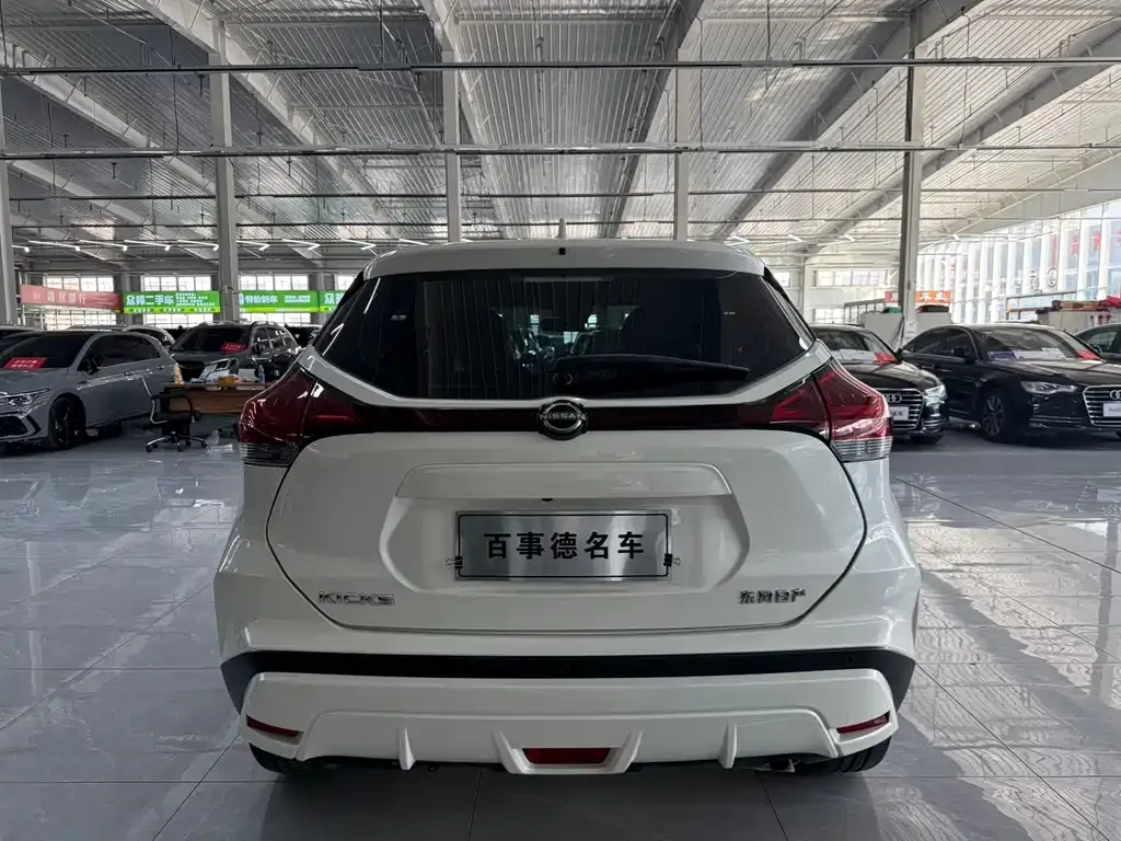 Nissan Kicks — фото 10