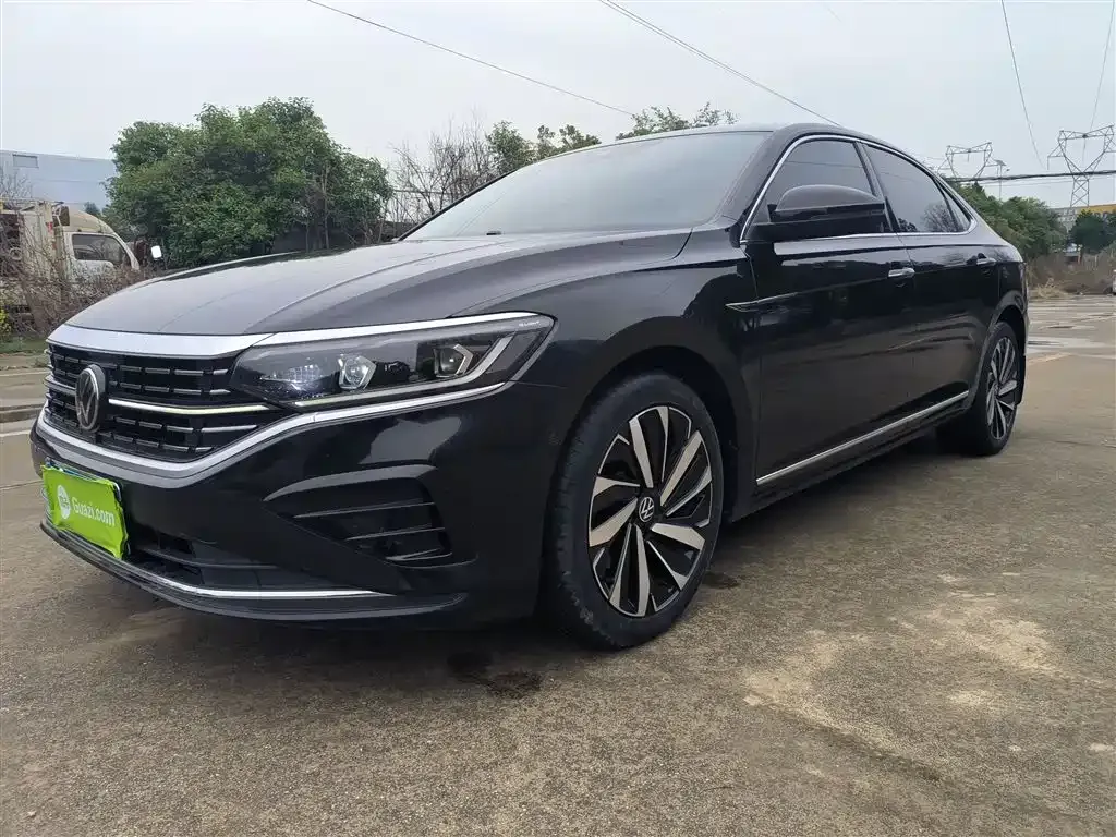 Volkswagen Passat — фото 7
