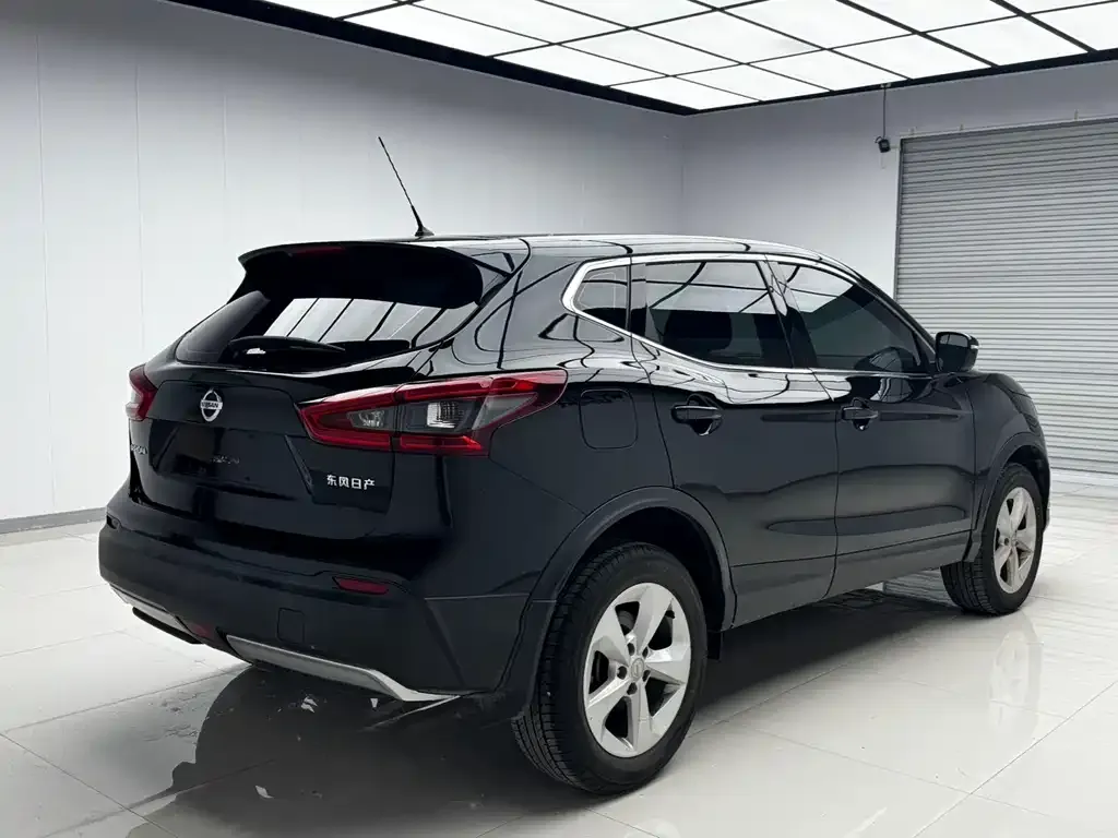 Nissan Qashqai — фото 3