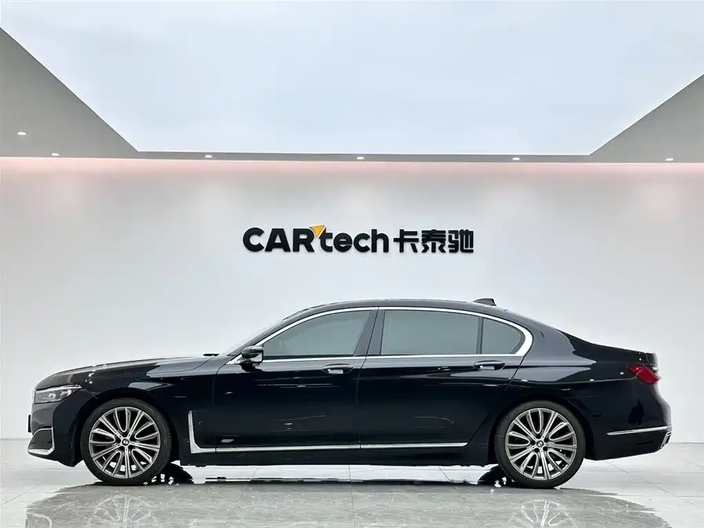BMW 7 Series — фото 2