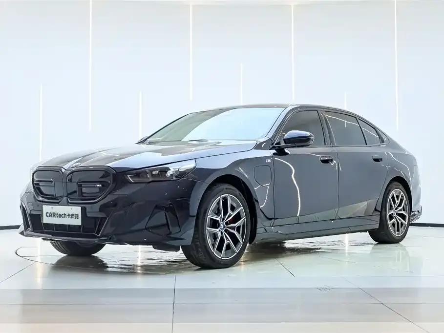 BMW i5 — фото 2
