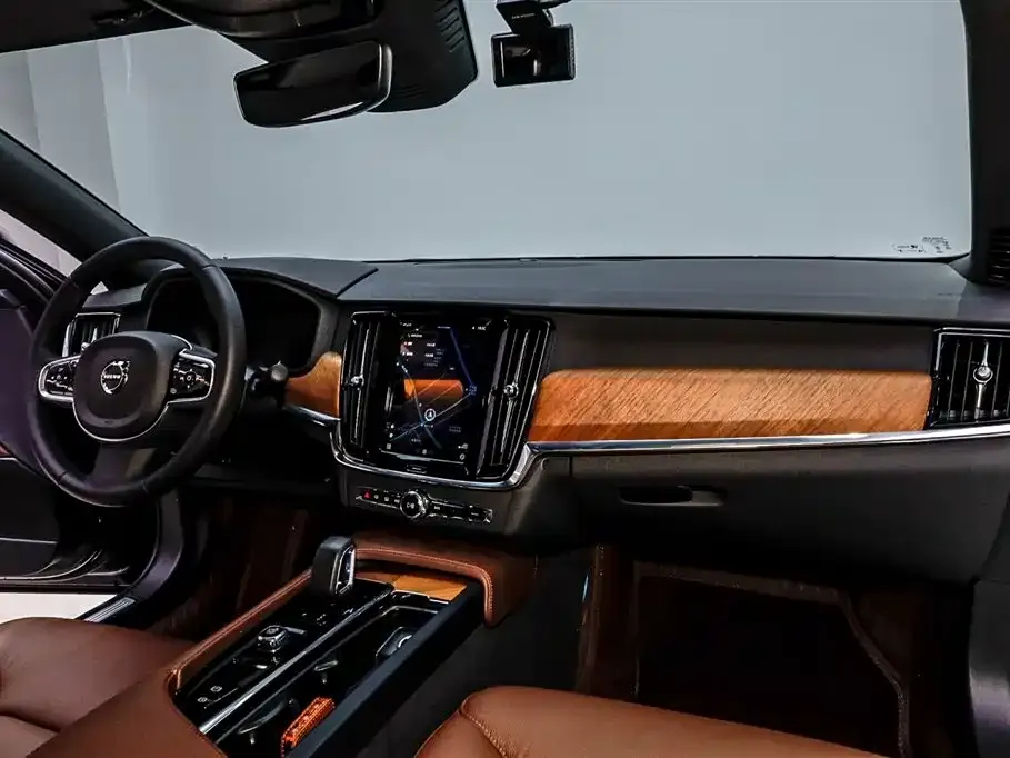 Volvo S90 — фото 2