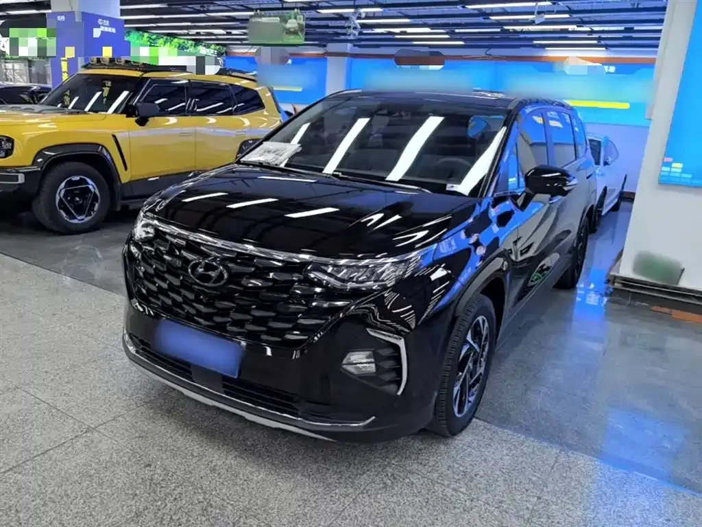 Hyundai Custo — фото 1