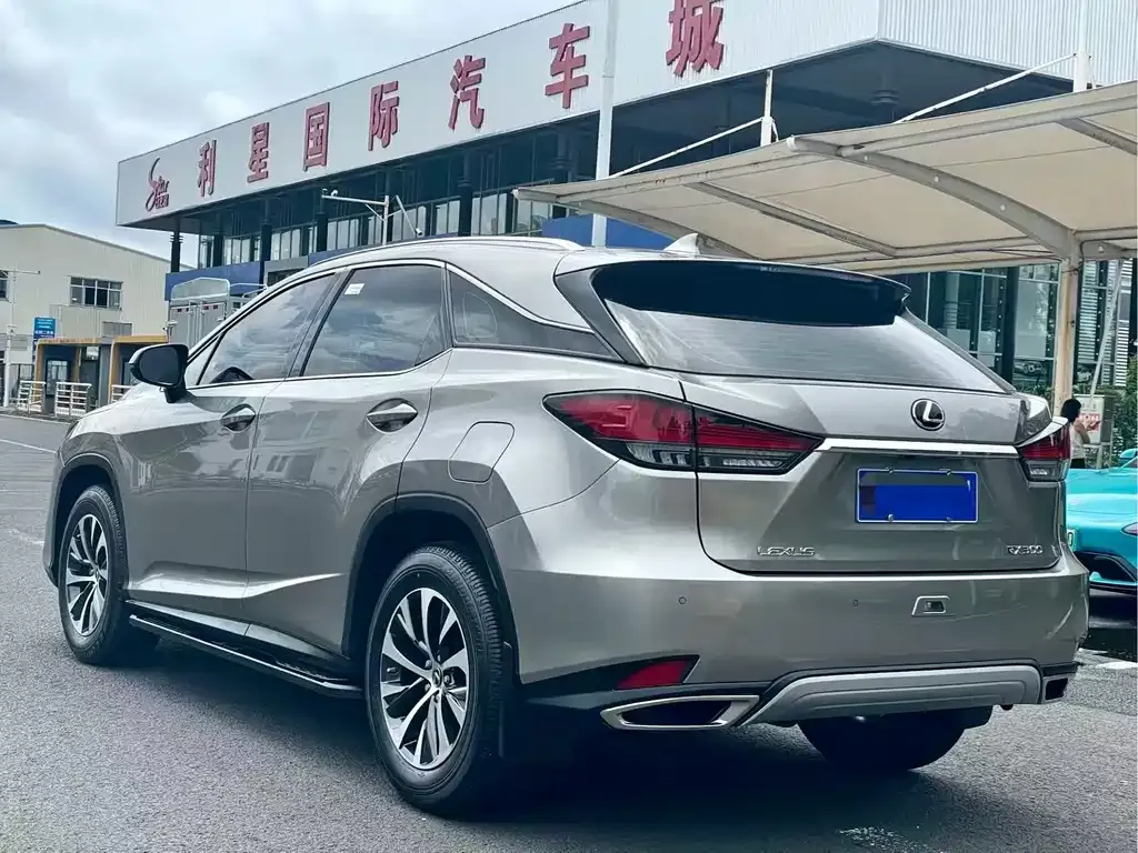 Lexus RX — фото 5